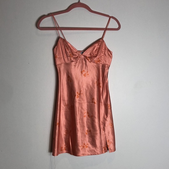 Princess Poly Dress - Picture 4 of 4